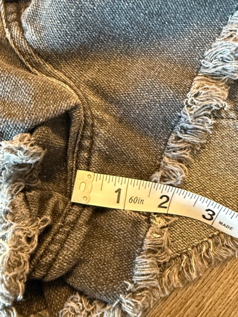 Washed Black High-Rise Frayed Hem Denim Shorts - Picture 5 of 5